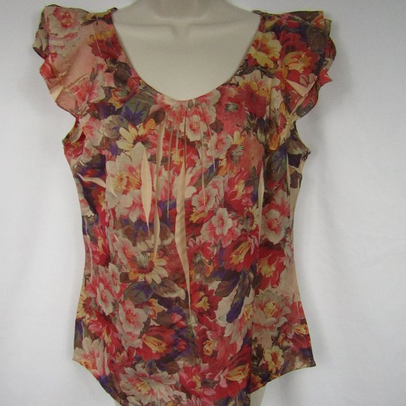 Covington Tops - Woman's | Covington | Ruffels | Floral | Small | Top